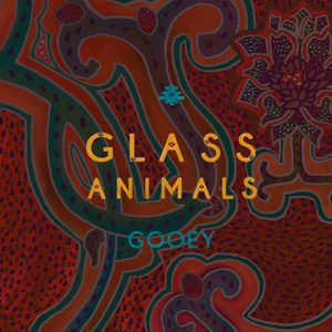 美女光着下体扒开内裤
