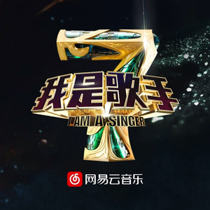 美女光着下体扒开内裤
