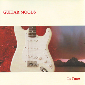 美女光着下体扒开内裤
