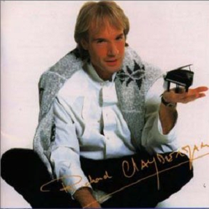 美女光着下体扒开内裤
